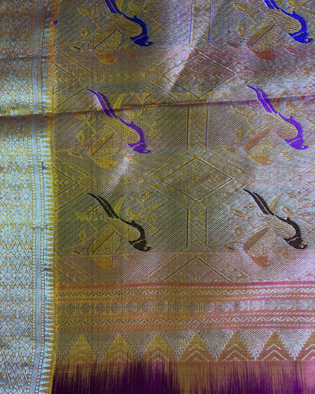 The Magenta Parrot Medallion | Pure Handloom Silk Saree